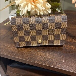 Louis Vuitton Damier Wallet